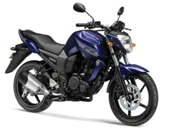Yamaha FZ16 Front 3-Quarter