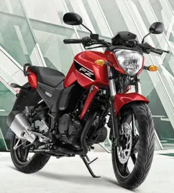 Yamaha FZ16 Front 3-Quarter
