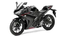 Yamaha YZF-R25 Front 3-Quarter (Black)