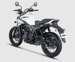 Hero Mavrick 440 Base Rear 3-Quarter View