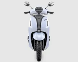 Yamaha Grand Filano 125 Front View