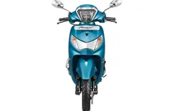 Hero Pleasure Plus XTEC Connected Front View