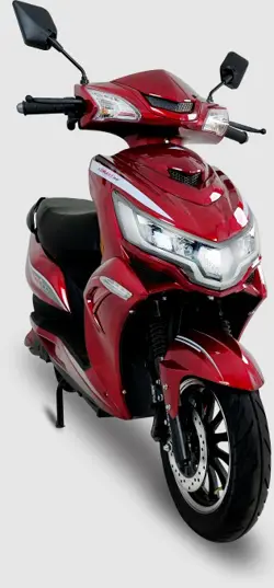 Komaki SE Front 3-Quarter View