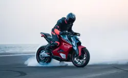 Ultraviolette F77 Mach 2 Action Shot