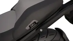 BMW R1300GS Triple Black Seat Heating for the Passenger