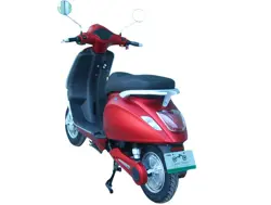 Crayon Motors Snow Plus Rear 3-Quarter View
