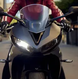 Triumph Daytona 660 Headlight