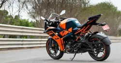 New KTM RC 390 GP Edition Rear 3-Quarter View 