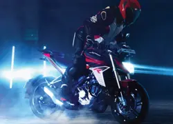 Hero Xtreme 250R Action Shot 2