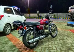 Yamaha RX135 Rear 3-Quarter View