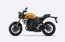 suzuki-gsx-8t-4469-4082