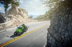 2026-kawasaki-ninja-650-4319-9563