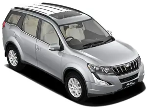 Mahindra XUV500 Moondust Silver (2015)