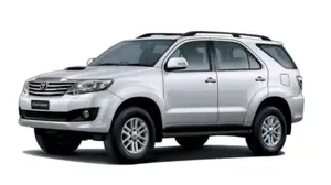 Toyota Fortuner Super White