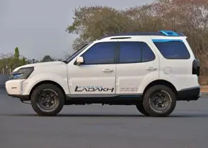 Tata Safari Storme (2016)