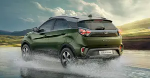 Tata Nexon XZA Plus (P) Dual Tone