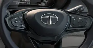 Tata Nexon XZA Plus (P) Dual Tone