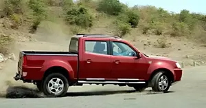 Tata Xenon XT (2017)