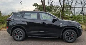 Tata Harrier Dark Edition (2021)