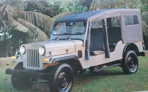 Mahindra Naya Commander