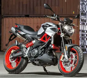 Aprilia Shiver 900