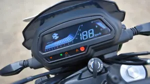 Bajaj Dominar