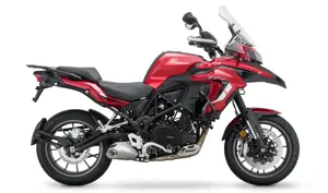 Benelli TRK 502 Red