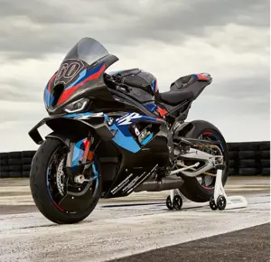 BMW M1000RR Competition