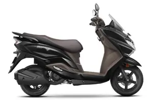 Suzuki Burgman Street Ride Connect Metallic Matte Black