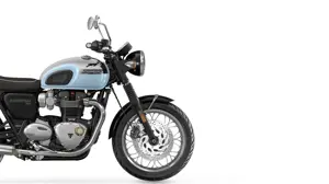 Triumph Bonneville T120 Chrome Edition