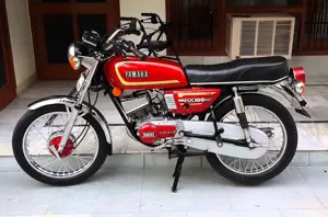 Yamaha RX 100