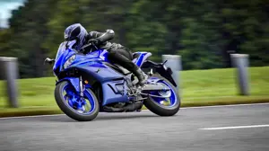 Yamaha R3