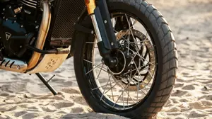 Triumph Scrambler 400 XC