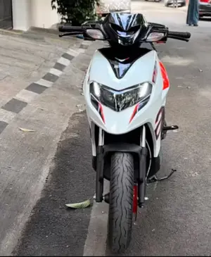 Aprilia SR 175