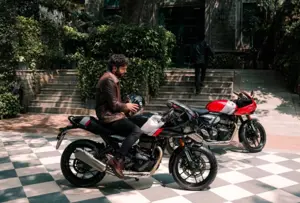 Triumph Thruxton 400