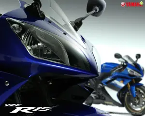 Yamaha R15