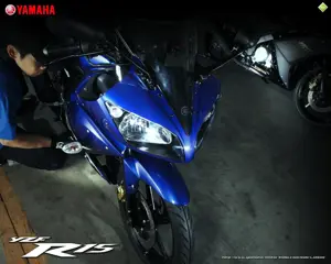 Yamaha R15