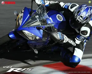 Yamaha R15