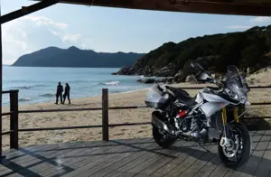 Aprilia Caponord 1200 3-Quarter Front