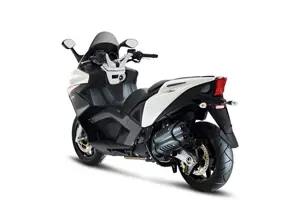 Aprilia SRV 850
