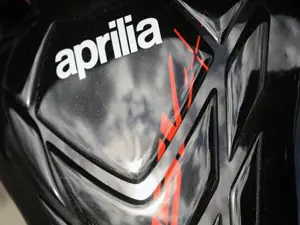 RSV4 Factory APRC SE Badge