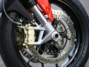 Shiver 750 Front Disc Brake