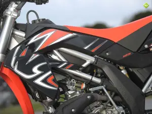 SX 125