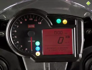 Tuono 1000 R