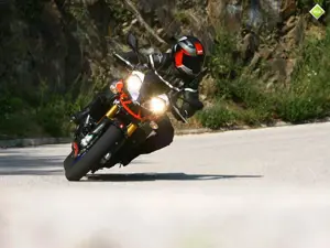 Tuono 1000 R Factory