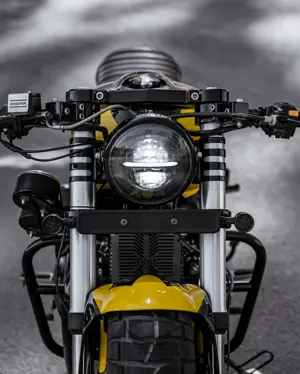 Neev Royal Enfield KATANA 650