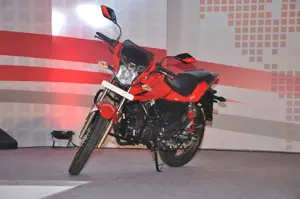2014 New Hero Xtreme 3-Quarter Front 'Red'