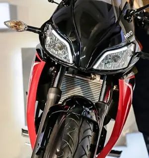 Hero HX250R Head Light Close-up