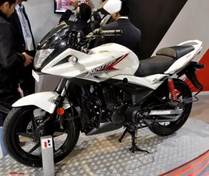 Ignitor 3-Quarter Front 'White'