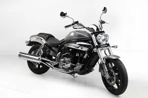 Hyosung GV650